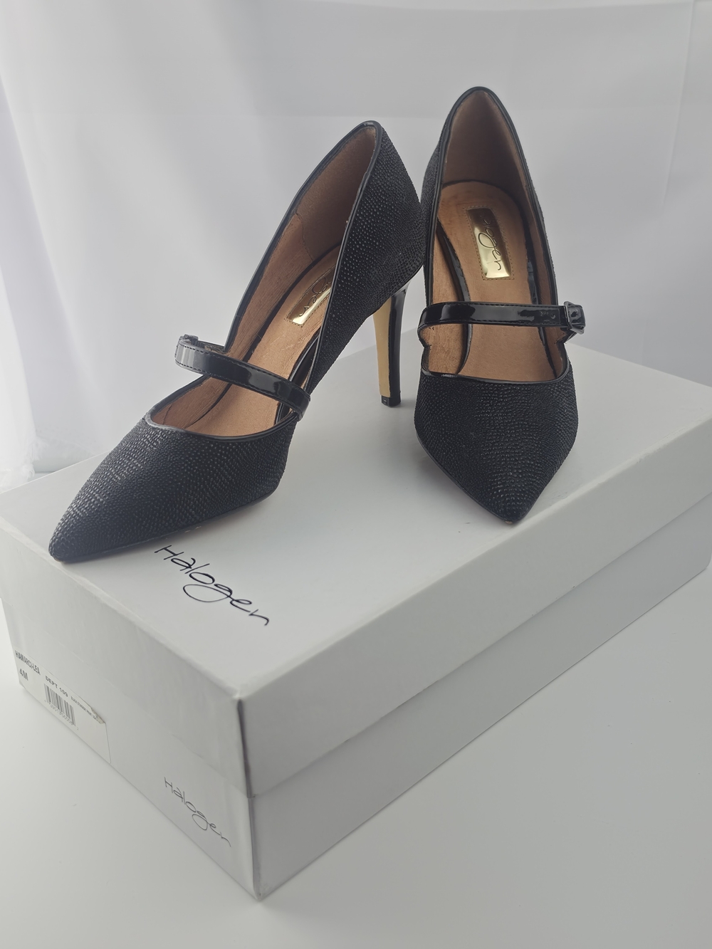 Halogen Black Mary Jane Pointed Toe Heels Size 4